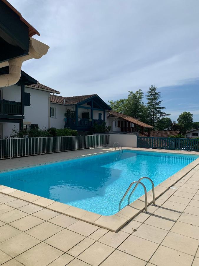 appartement équipé tout confort Cambo-les-Bains Extérieur photo